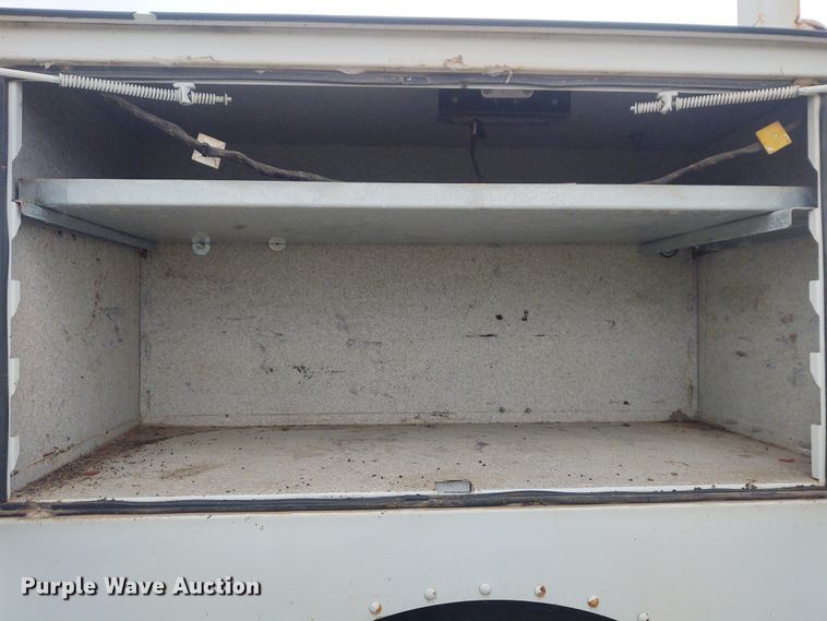 image for item EQ9422 IMT utility bed