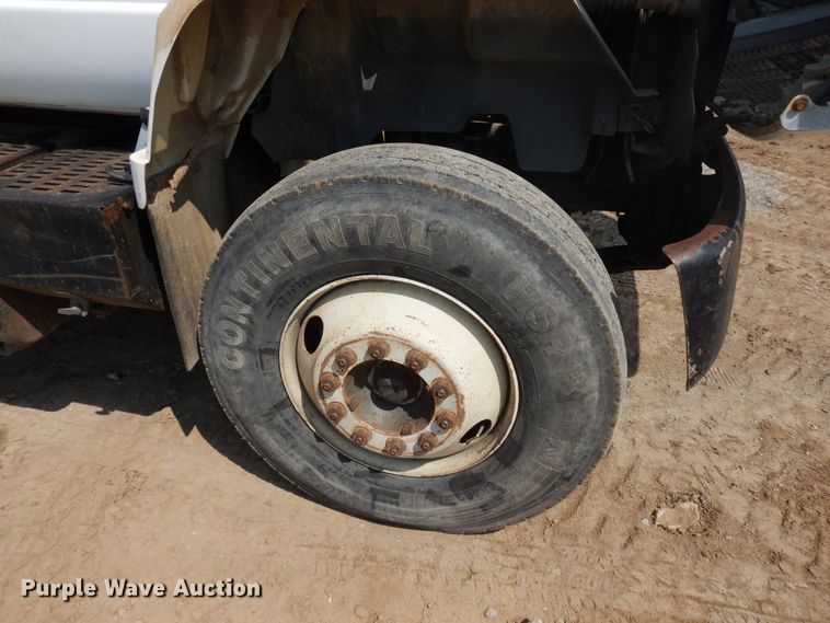 image for item FR9023 1994 GMC TopKick 6000  service truck