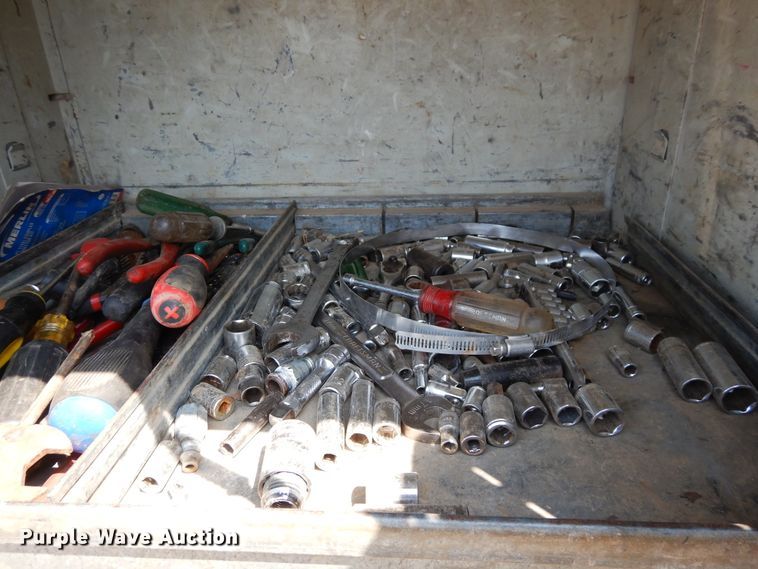 image for item FR9023 1994 GMC TopKick 6000  service truck