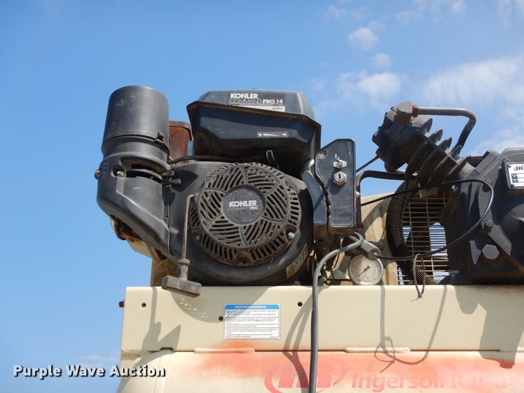 image for item FR9023 1994 GMC TopKick 6000  service truck