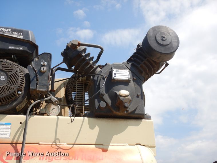 image for item FR9023 1994 GMC TopKick 6000  service truck