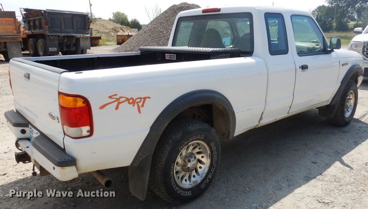image for item FR9026 1999 Ford Ranger  SuperCab pickup truck