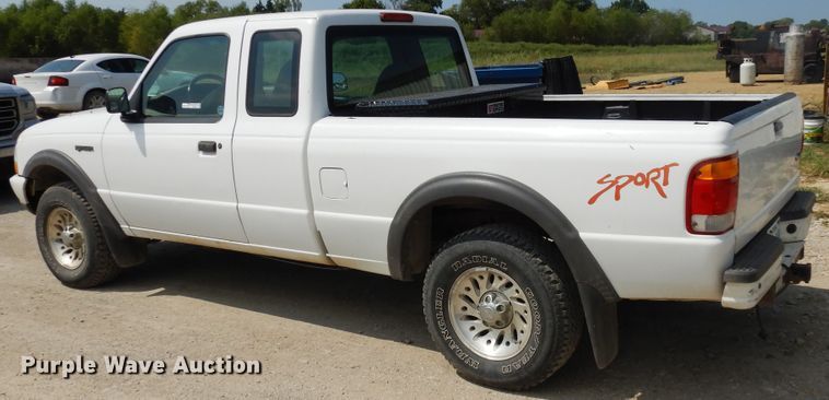 image for item FR9026 1999 Ford Ranger  SuperCab pickup truck