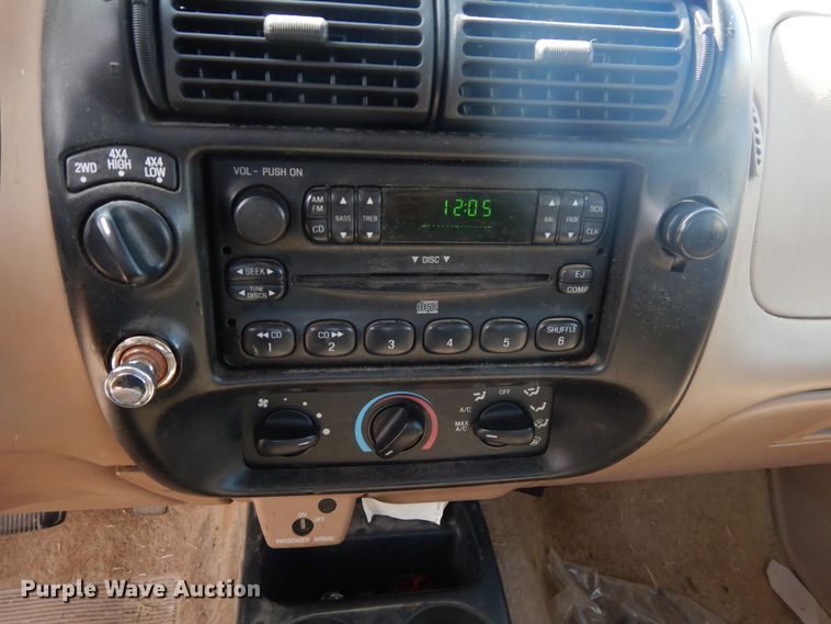 image for item FR9026 1999 Ford Ranger  SuperCab pickup truck