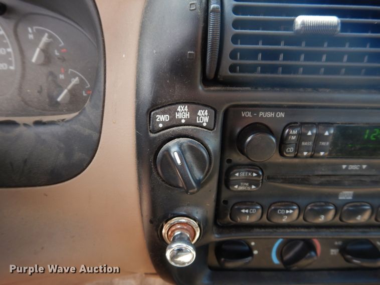 image for item FR9026 1999 Ford Ranger  SuperCab pickup truck