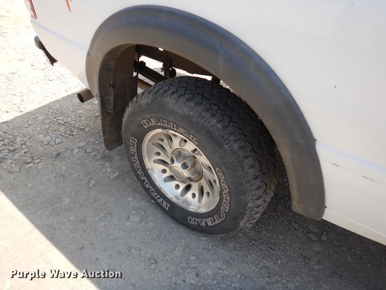 image for item FR9026 1999 Ford Ranger  SuperCab pickup truck