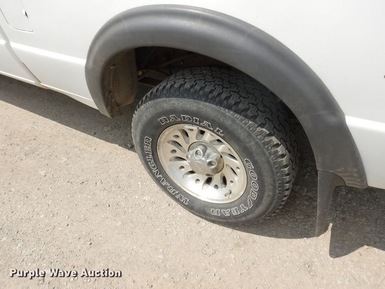 image for item FR9026 1999 Ford Ranger  SuperCab pickup truck