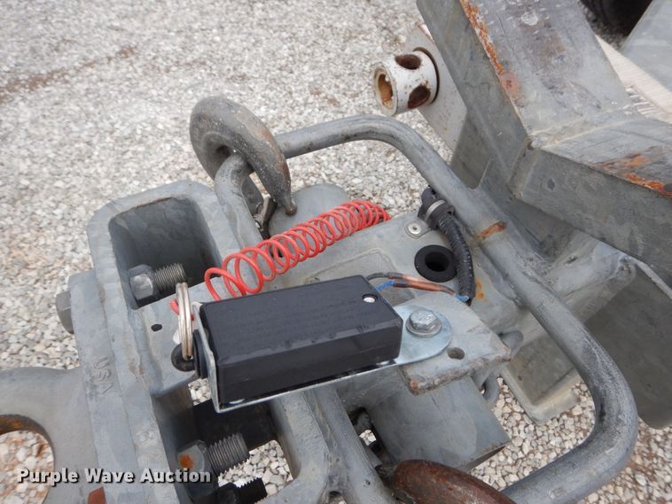 image for item FR9039 2005 Sauber 1502 pole dolly trailer