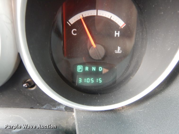 image for item GF9957 2010 Dodge Grand Caravan  van