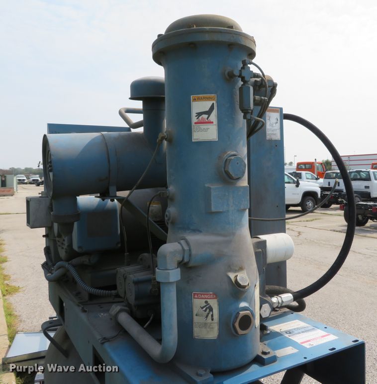 image for item GI9200 Quincy QST50ANA32SS air compressor