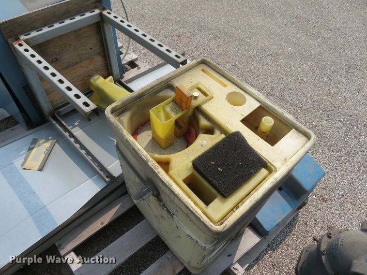 image for item GI9200 Quincy QST50ANA32SS air compressor