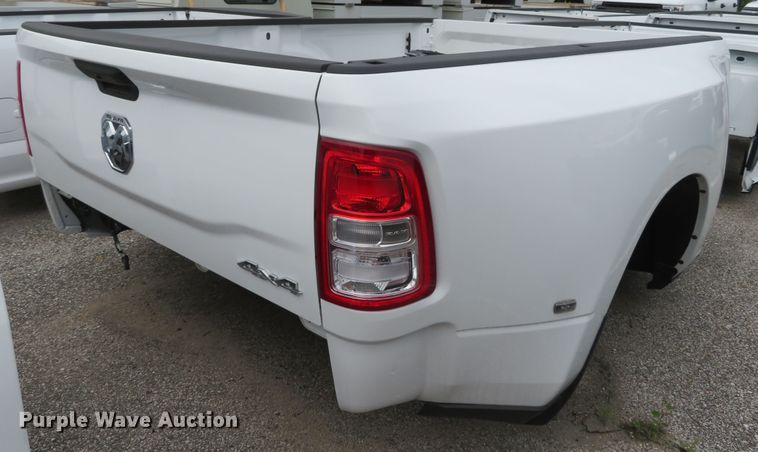 image for item GI9211 2019 Dodge pickup truck bed
