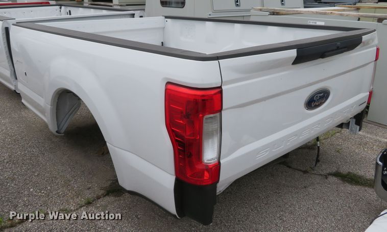 image for item GI9215 2019 Ford F250/F350 pickup truck bed