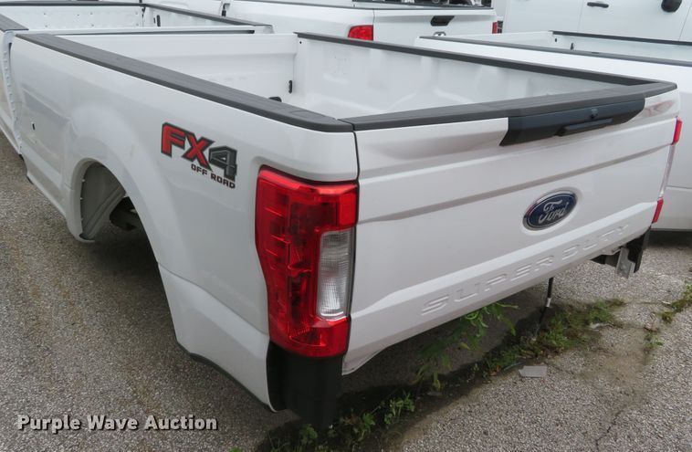image for item GI9216 2019 Ford F250/F350 pickup truck bed