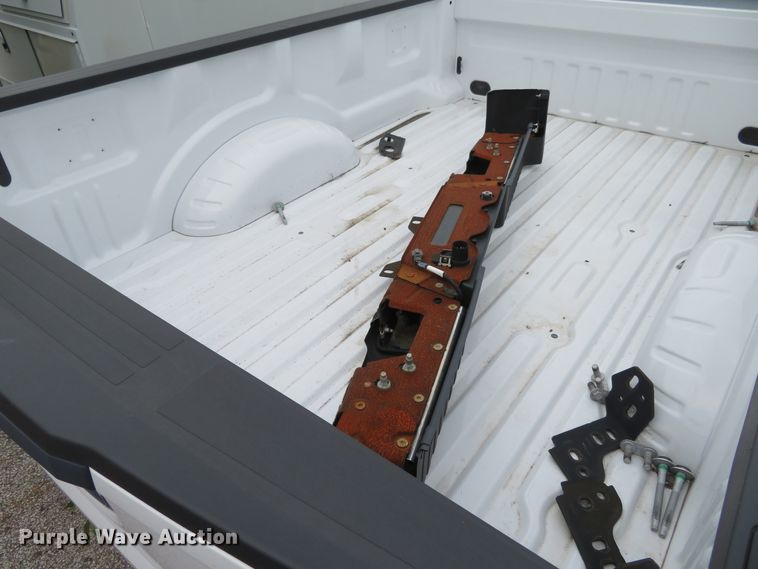 image for item GI9216 2019 Ford F250/F350 pickup truck bed