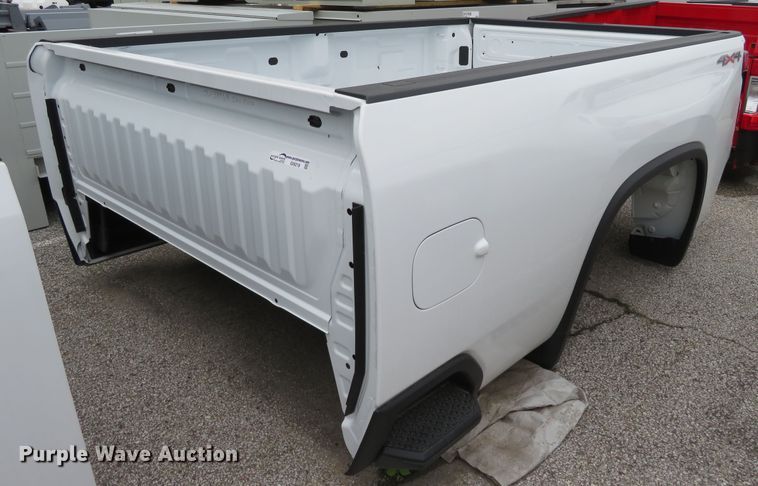image for item GI9218 2019 Chevrolet Silverado HD pickup truck bed