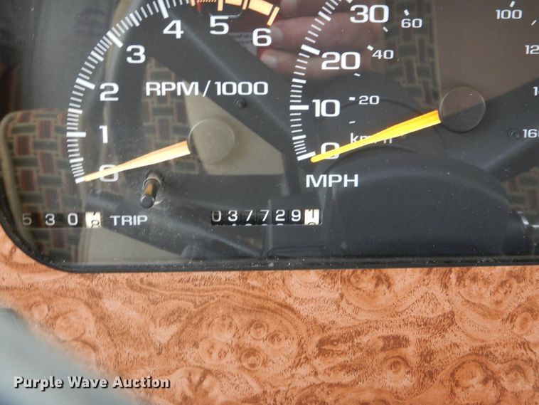 image for item GM9109 2002 Damon Daybreak  RV