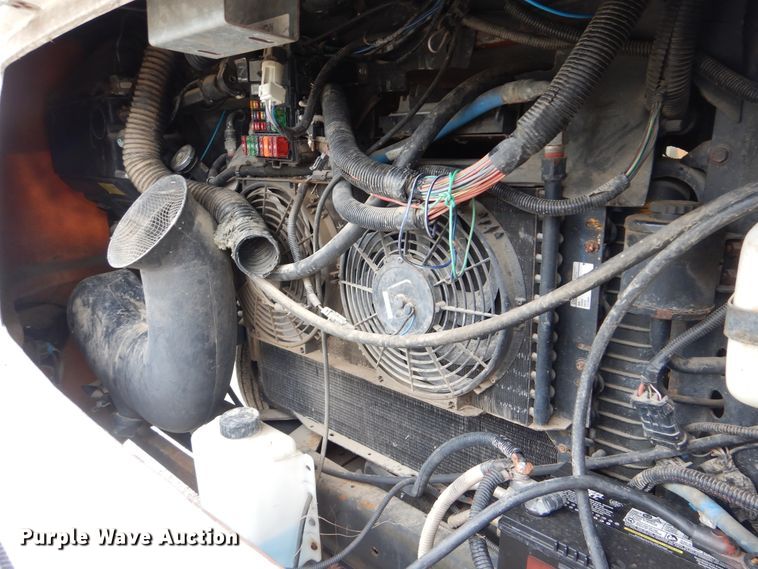 image for item GM9109 2002 Damon Daybreak  RV