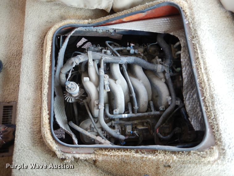 image for item GM9109 2002 Damon Daybreak  RV