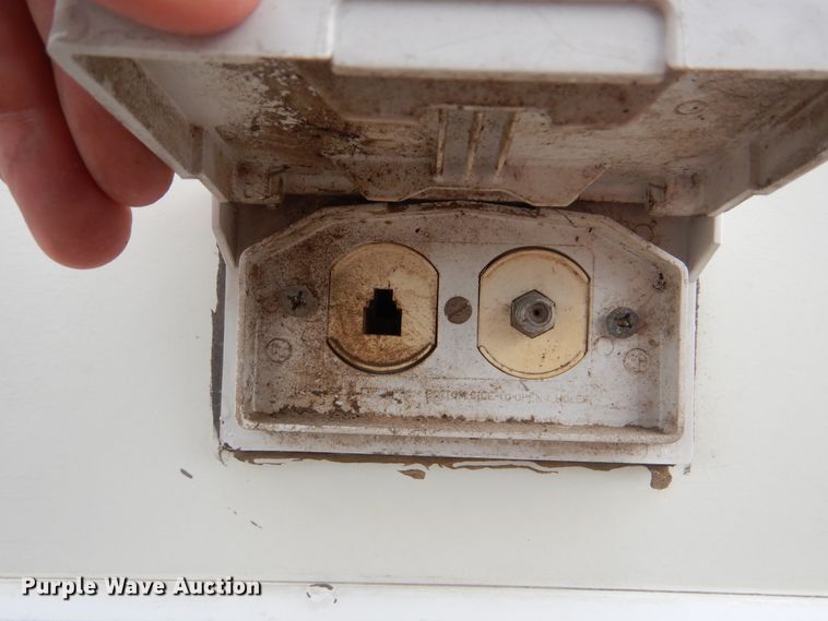 image for item GM9109 2002 Damon Daybreak  RV