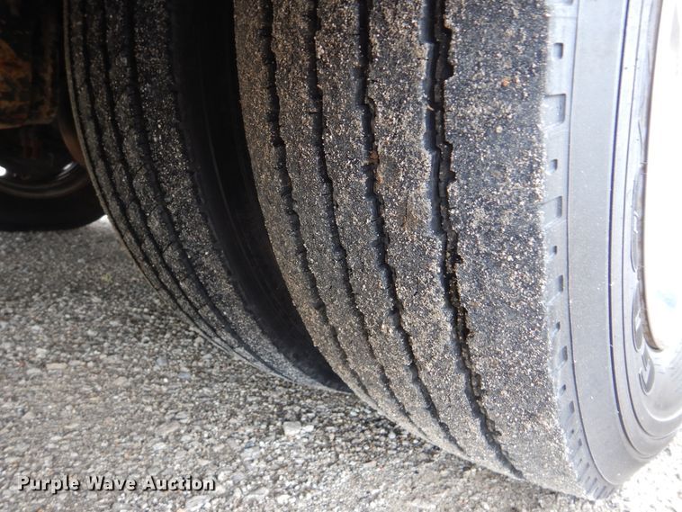 image for item GM9109 2002 Damon Daybreak  RV