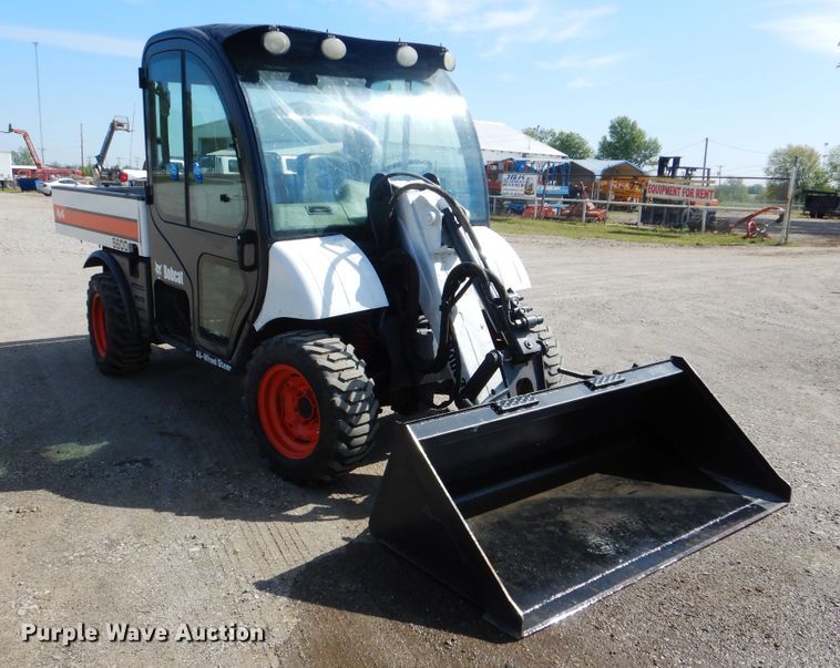 image for item GM9124 Bobcat Toolcat  utility vehicle