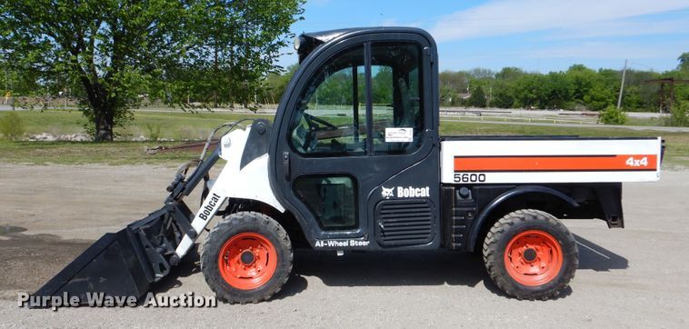 image for item GM9124 Bobcat Toolcat  utility vehicle