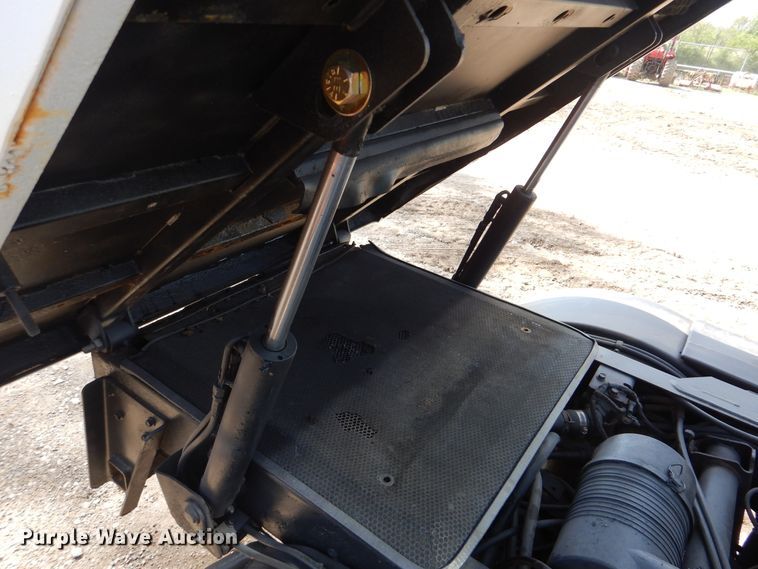 image for item GM9124 Bobcat Toolcat  utility vehicle