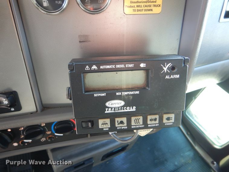 image for item GM9154 2011 Kenworth T370  refrigerated box truck