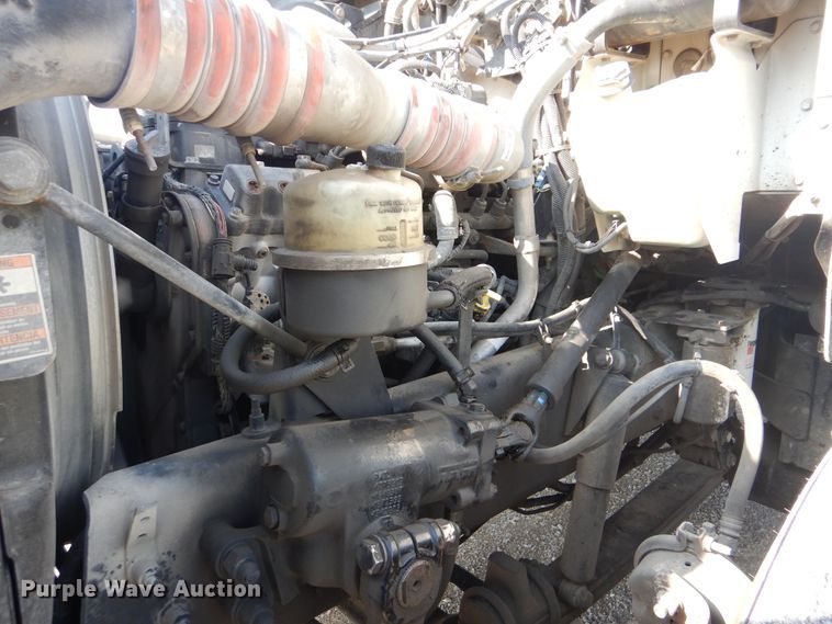 image for item GM9154 2011 Kenworth T370  refrigerated box truck