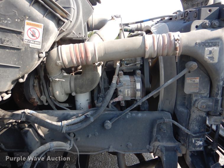 image for item GM9154 2011 Kenworth T370  refrigerated box truck