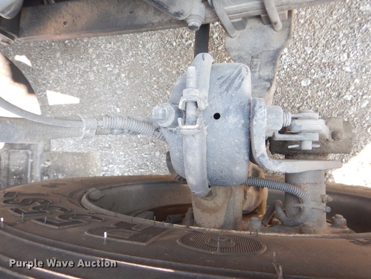 image for item GM9154 2011 Kenworth T370  refrigerated box truck