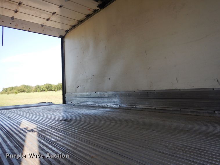 image for item GM9154 2011 Kenworth T370  refrigerated box truck