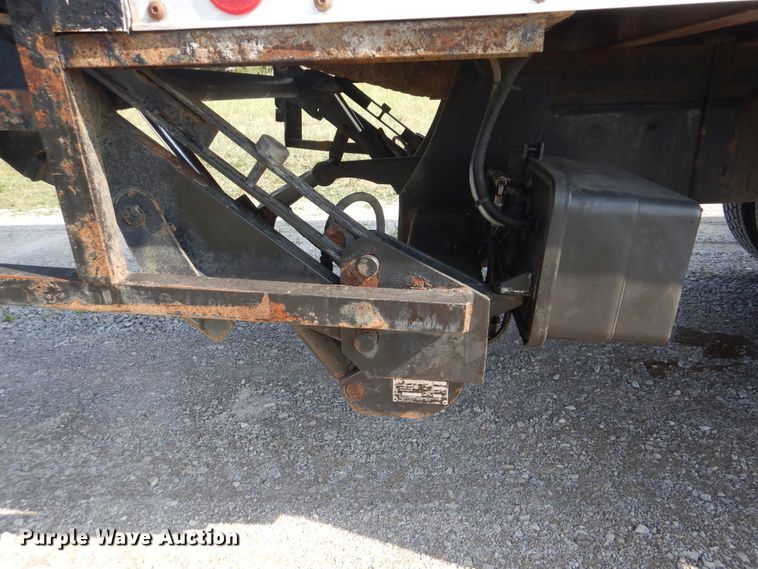 image for item GM9154 2011 Kenworth T370  refrigerated box truck