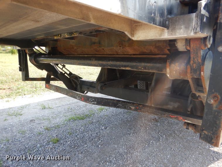 image for item GM9154 2011 Kenworth T370  refrigerated box truck