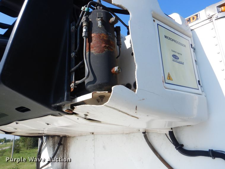 image for item GM9154 2011 Kenworth T370  refrigerated box truck