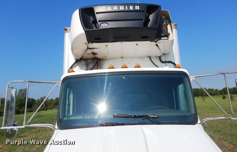 image for item GM9154 2011 Kenworth T370  refrigerated box truck