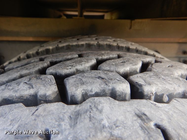 image for item GM9154 2011 Kenworth T370  refrigerated box truck