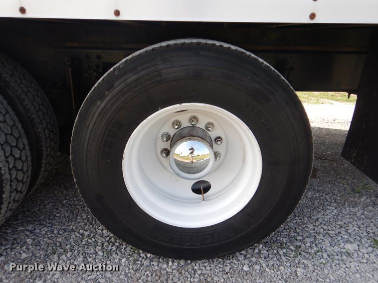 image for item GM9154 2011 Kenworth T370  refrigerated box truck