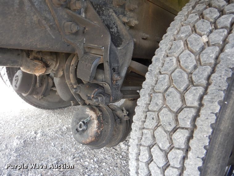 image for item GM9154 2011 Kenworth T370  refrigerated box truck