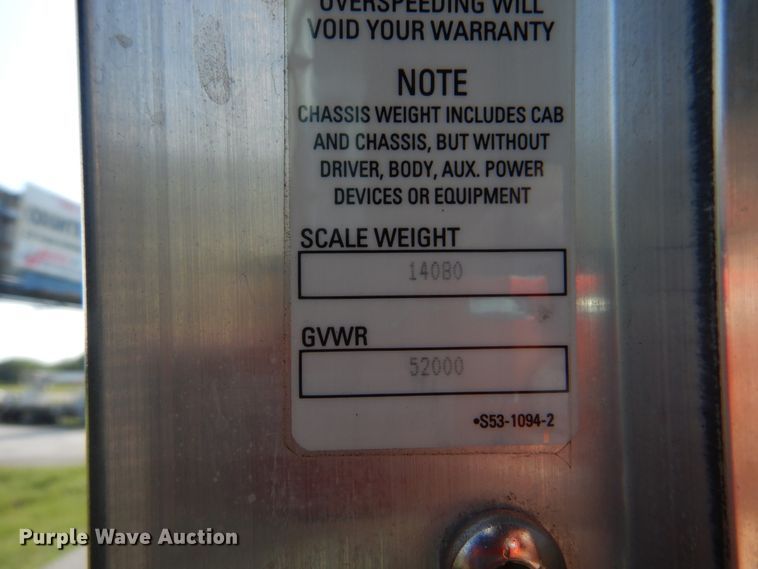 image for item GM9154 2011 Kenworth T370  refrigerated box truck