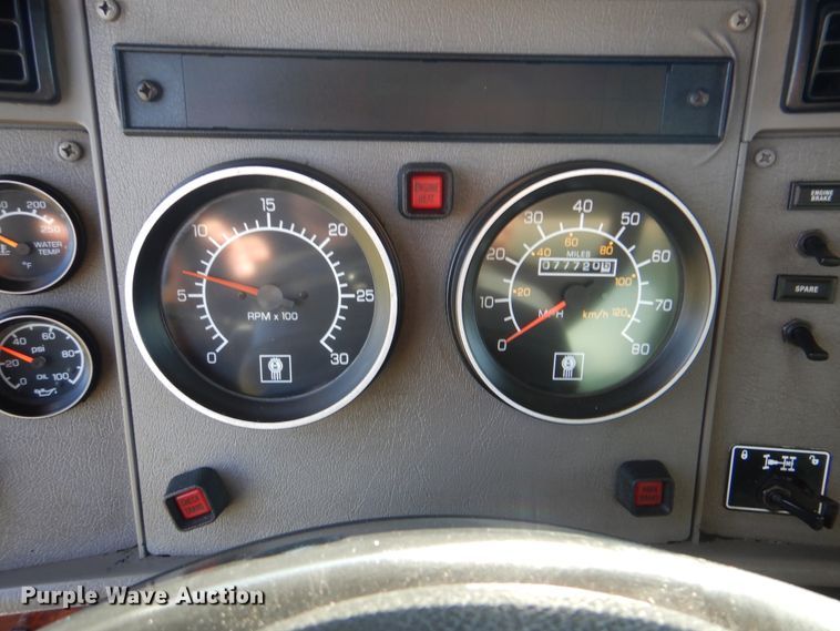 image for item GM9155 2007 Kenworth T300  fuel truck