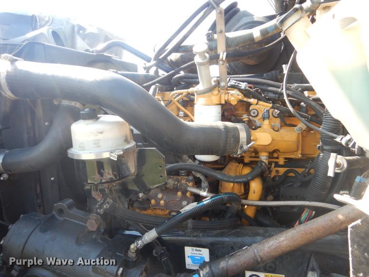 image for item GM9155 2007 Kenworth T300  fuel truck