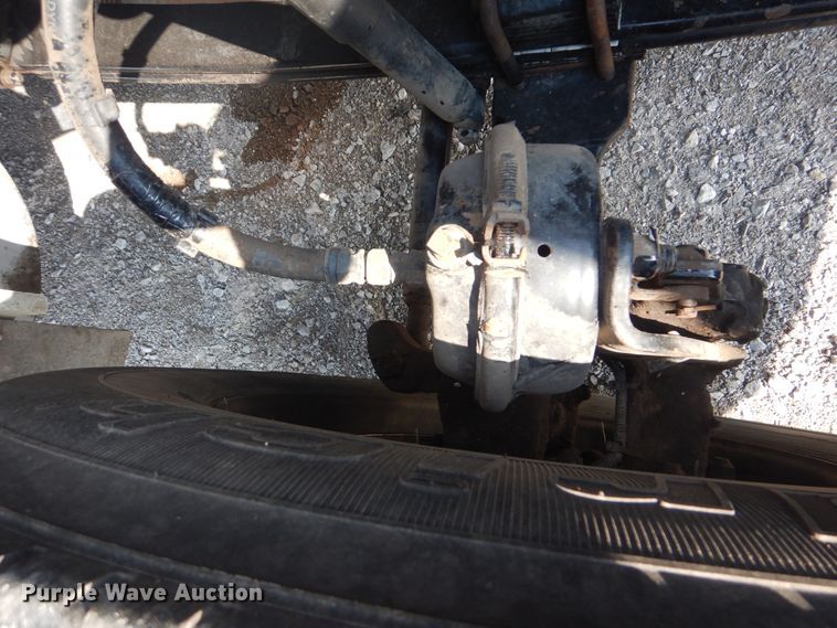 image for item GM9155 2007 Kenworth T300  fuel truck