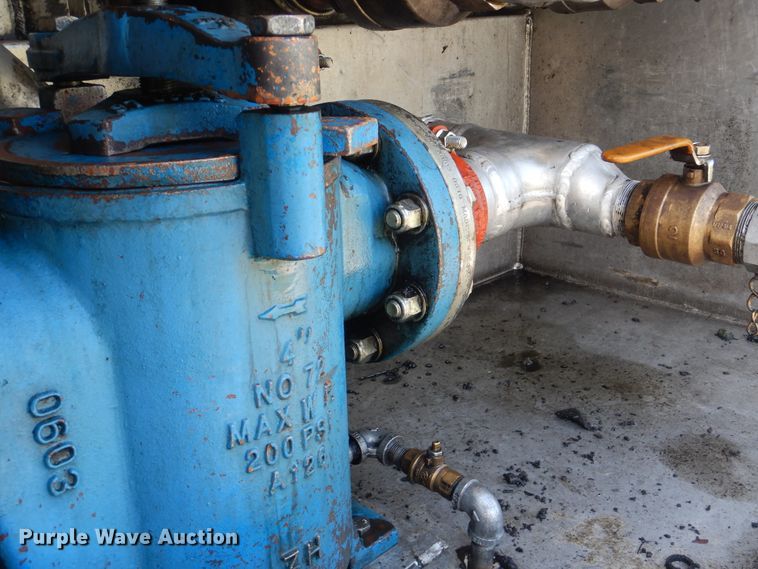 image for item GM9155 2007 Kenworth T300  fuel truck