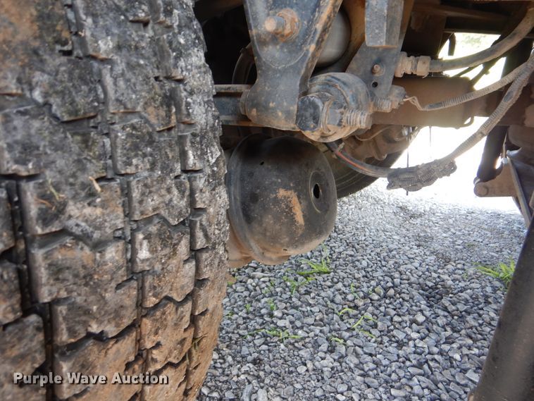 image for item GM9155 2007 Kenworth T300  fuel truck