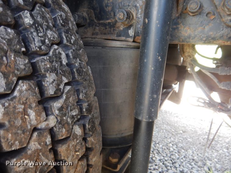 image for item GM9155 2007 Kenworth T300  fuel truck