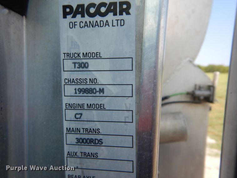 image for item GM9155 2007 Kenworth T300  fuel truck