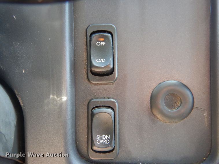 image for item GM9158 2006 Freightliner Business Class M2  box truck