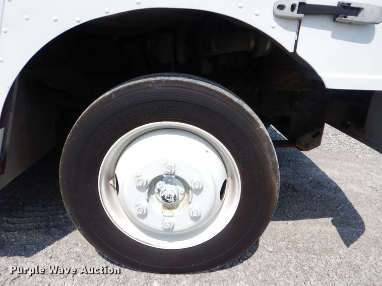 image for item GM9160 2009 Freightliner MT45  delivery truck